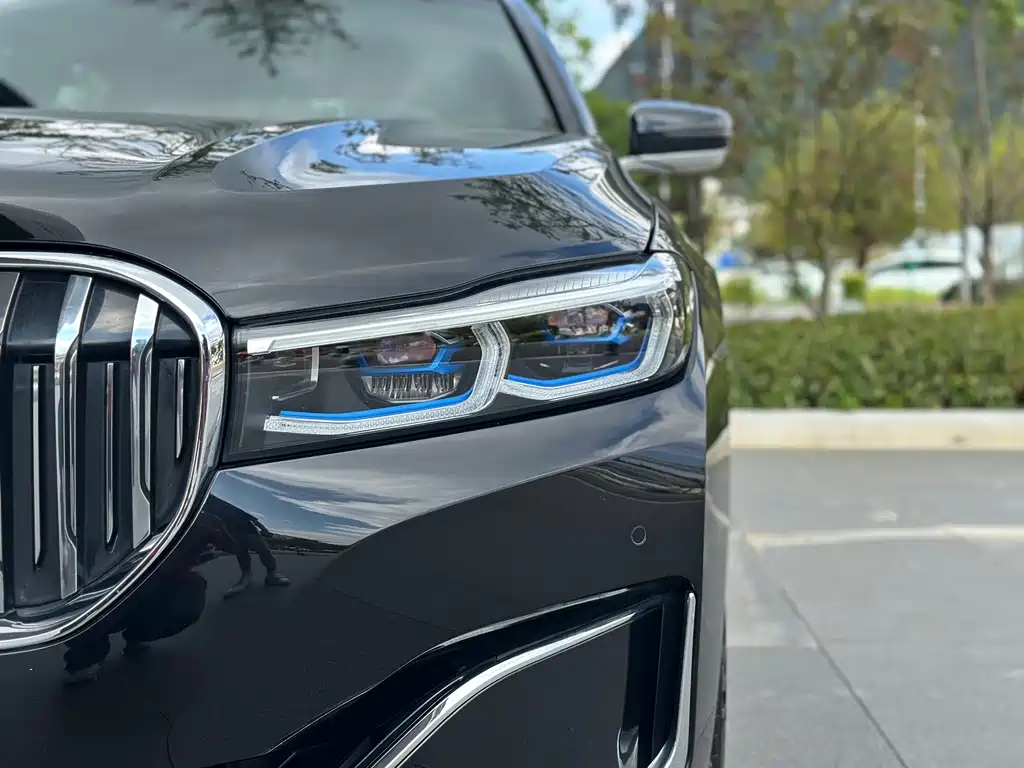 BMW 7 Series 2019 — фото 6