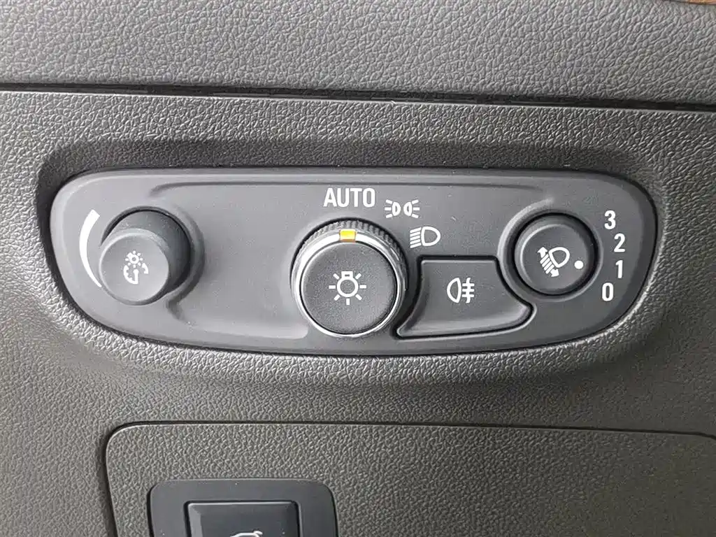 Buick Encore GX 2020 — фото 21