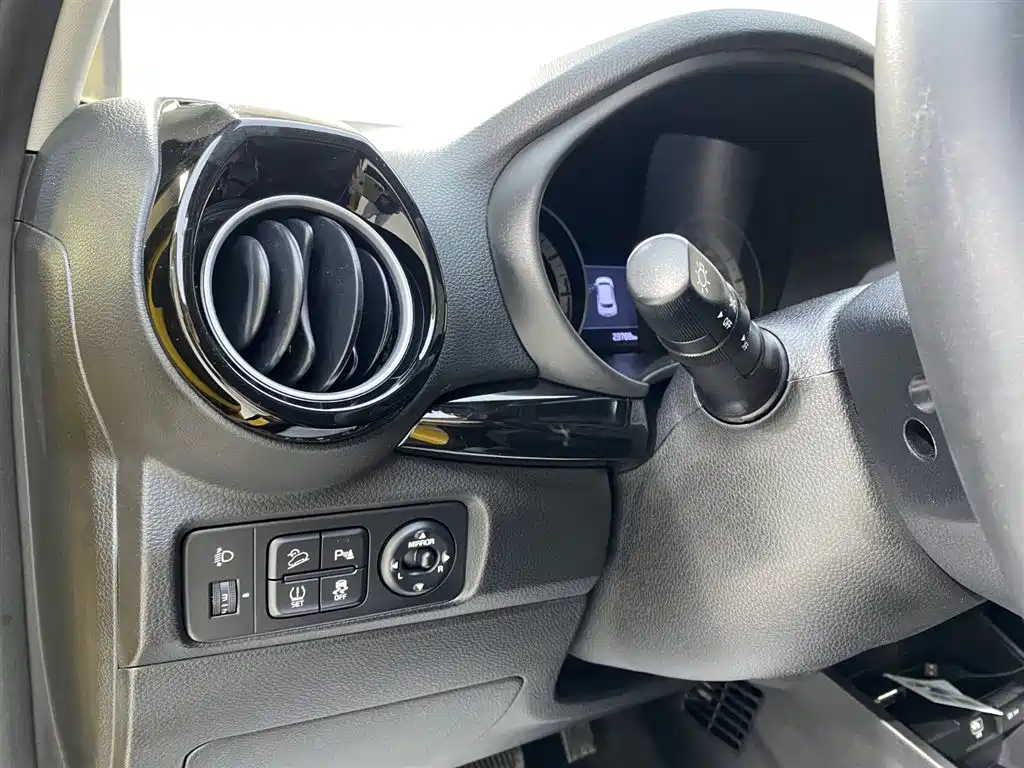 Kia KX1 2022 — фото 11
