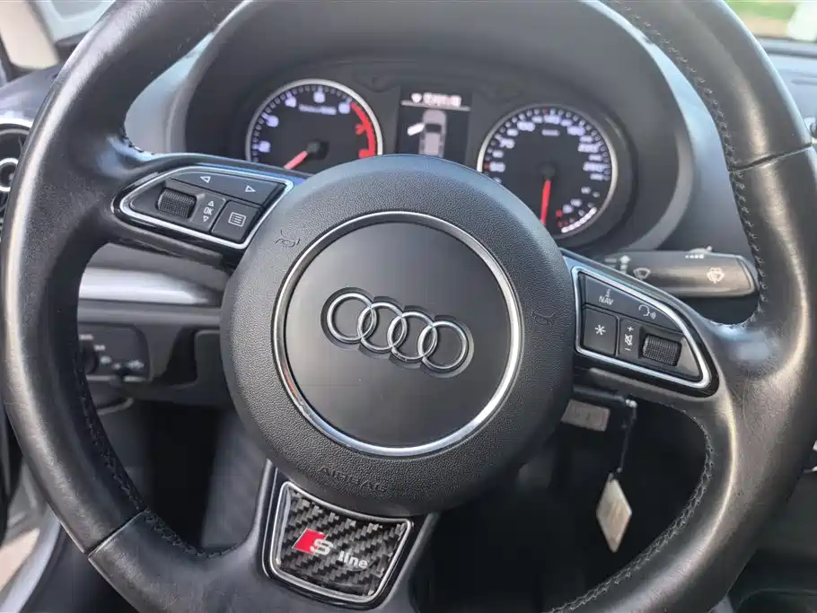 Audi A3 2016 — фото 15