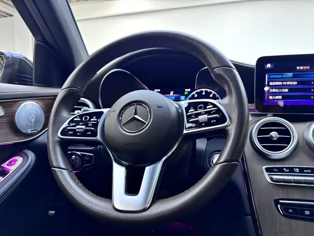 Mercedes-Benz GLC 2021 — фото 13