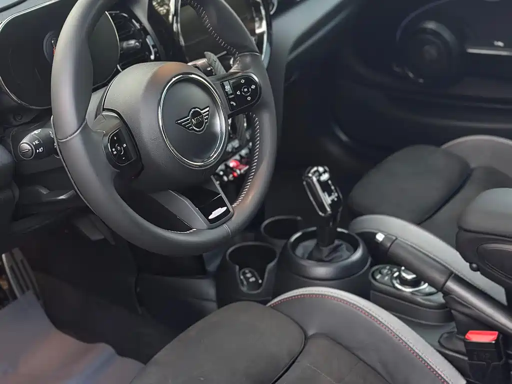 MINI JCW 2022 — фото 11