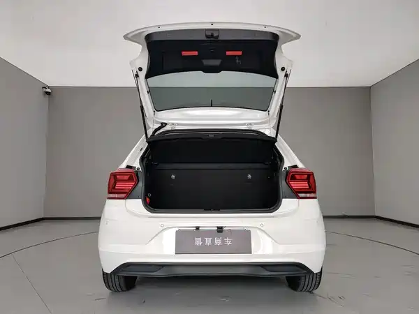 Volkswagen Polo 2021