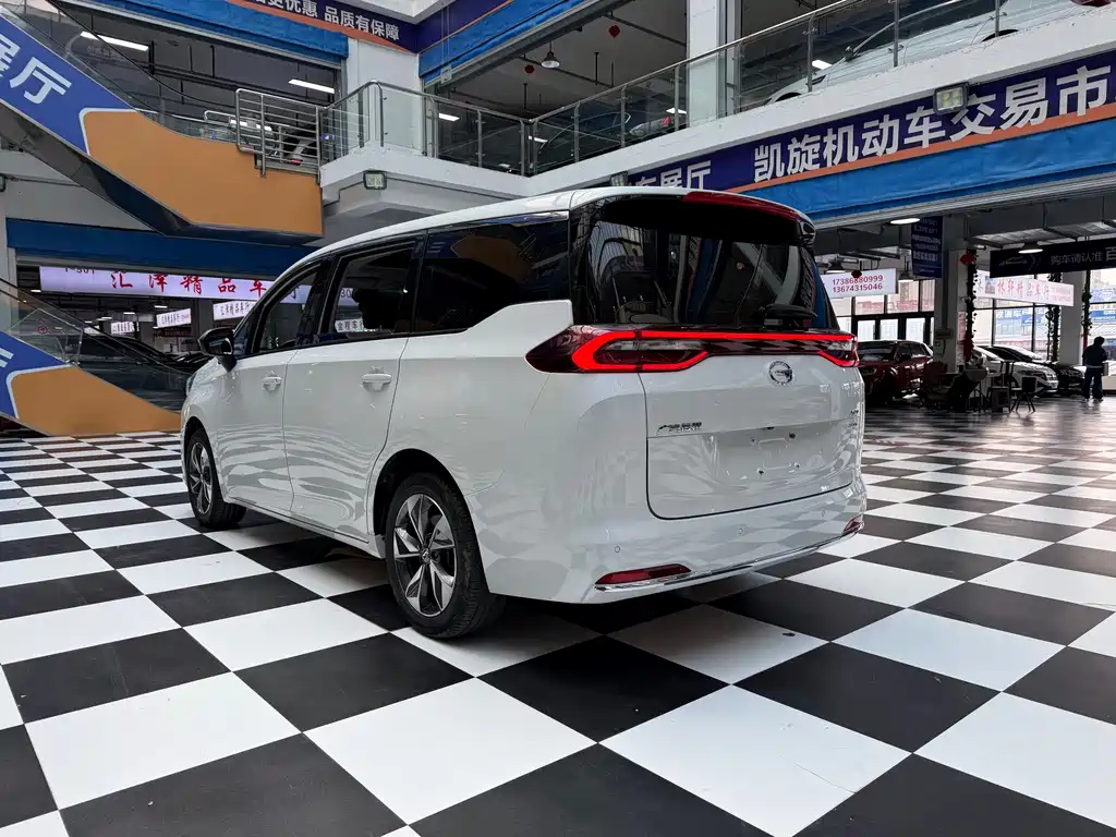 GAC Motor Trumpchi M6 2022 — фото 19