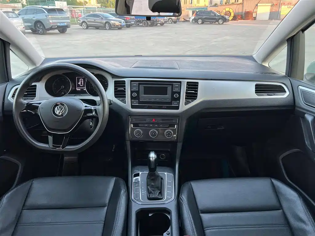 Volkswagen Golf Sportsvan 2019 — фото 11