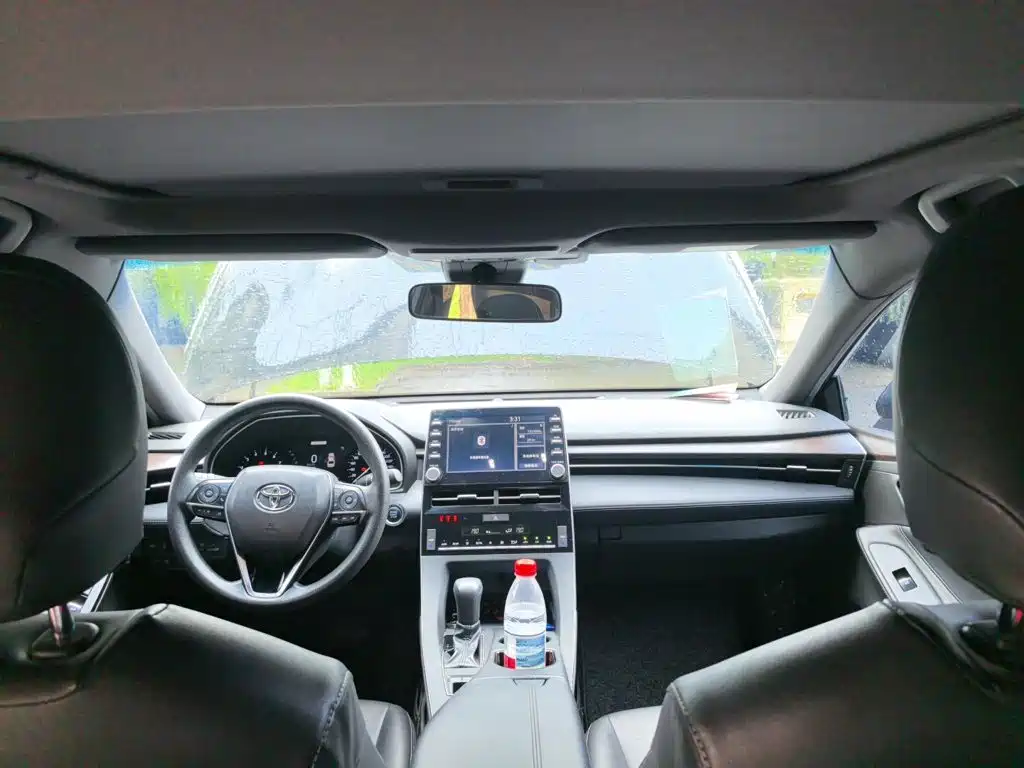 Toyota Avalon 2020 — фото 19
