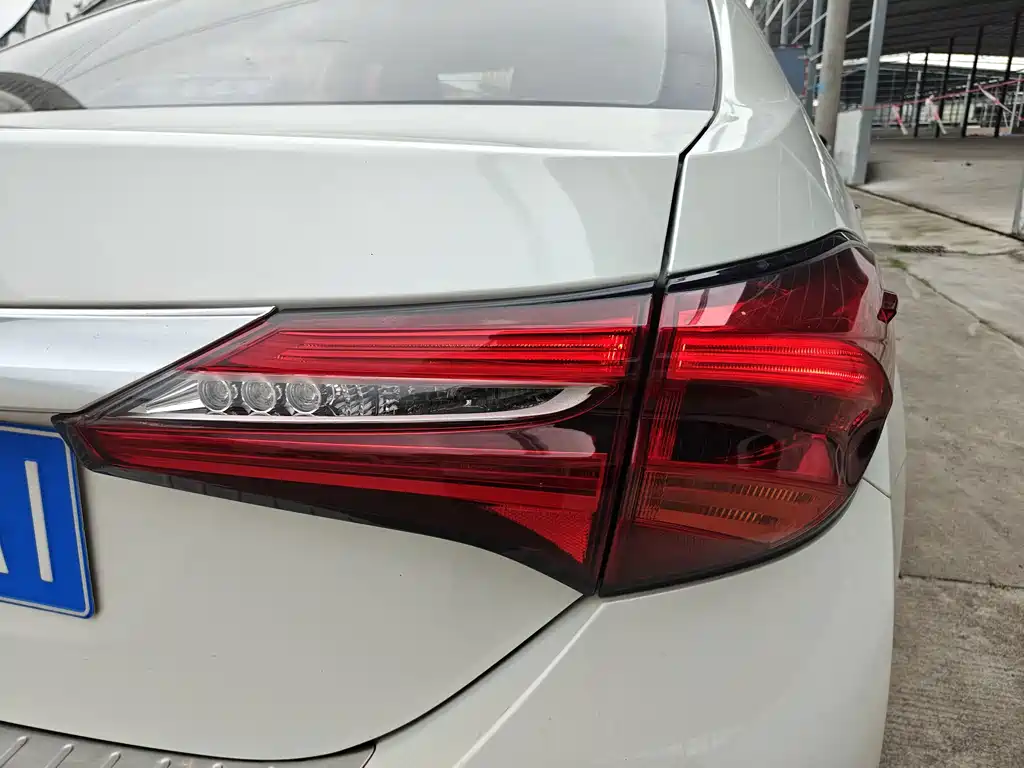 Toyota Levin 2017 — фото 26