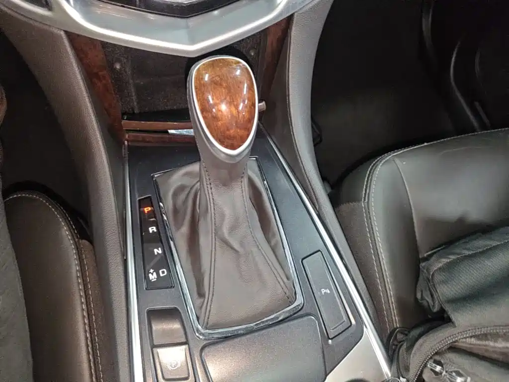 Cadillac SRX 2016 — фото 14
