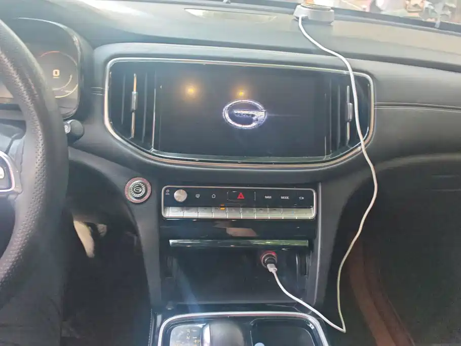 GAC Trumpchi GS8 2019 — фото 13