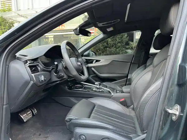 Audi A4L 2024