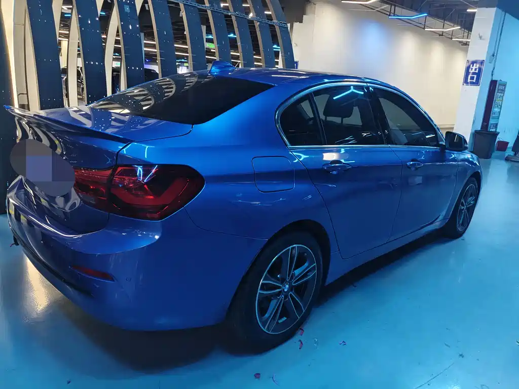 BMW 1 Series 2019 — фото 17