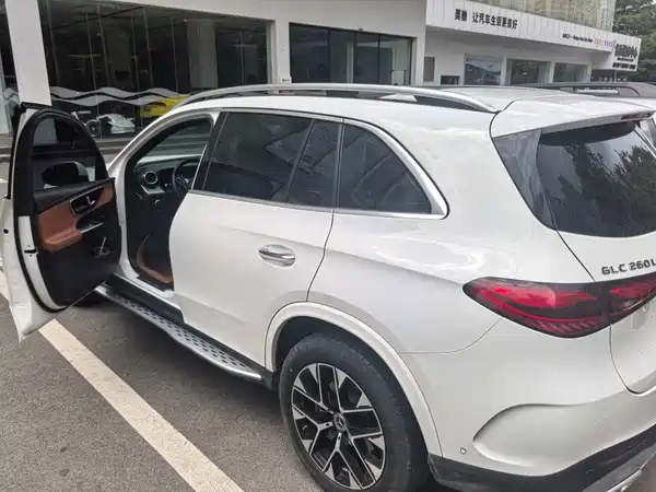 Mercedes-Benz GLC 2024