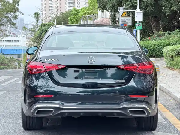 Mercedes-Benz C-Class 2024