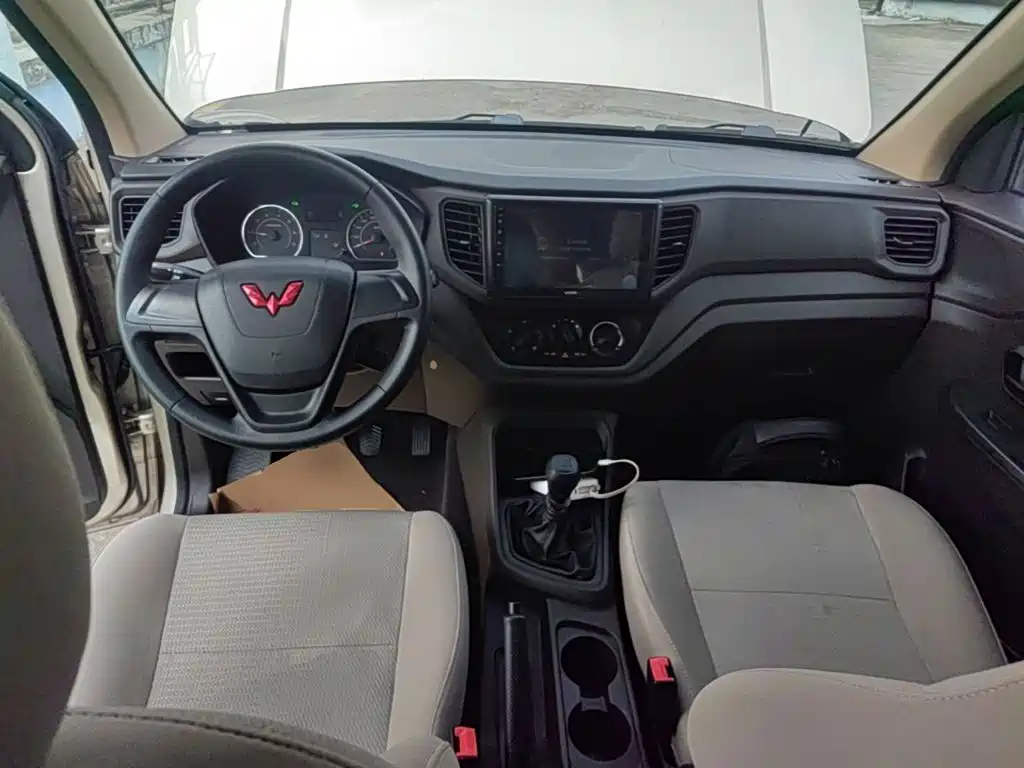 Wuling Hongguang V 2025 — фото 10
