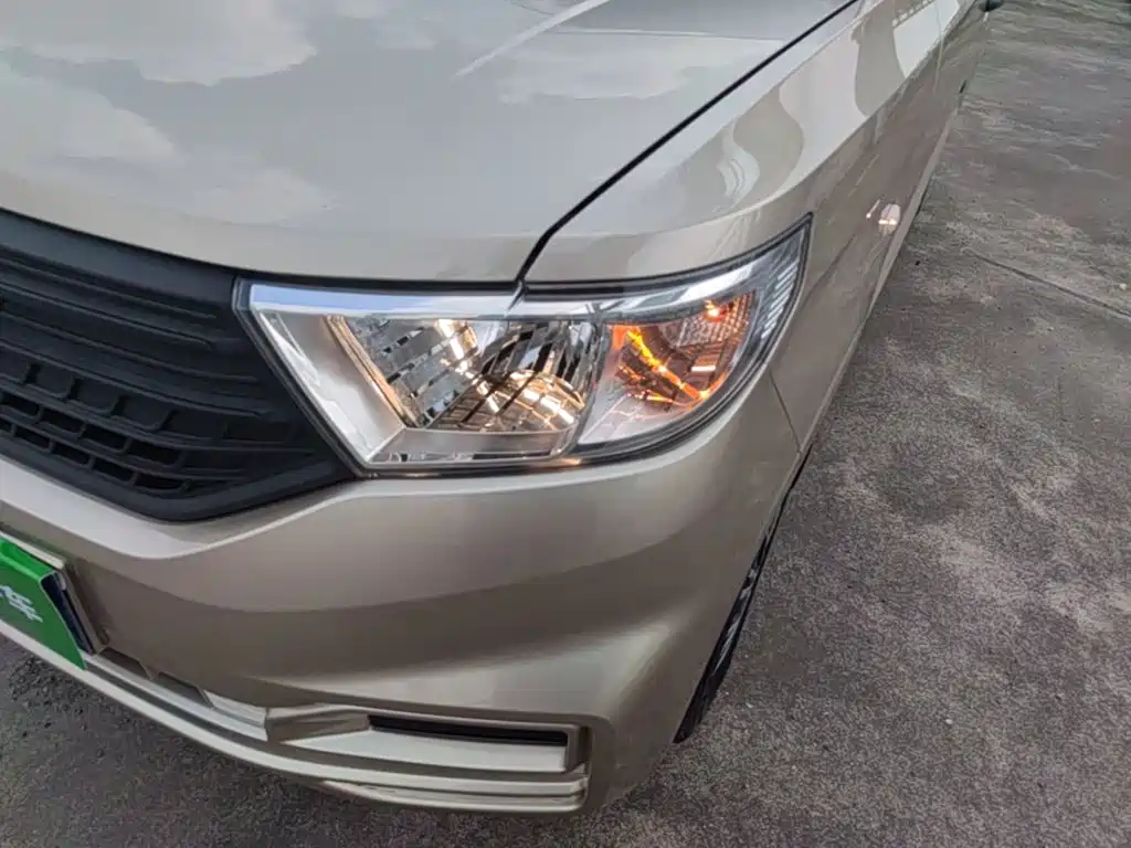 Wuling Hongguang V 2025 — фото 24
