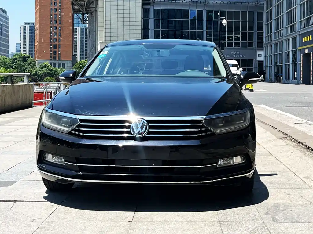 Volkswagen Magotan 2018 — фото 2