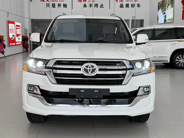 Toyota Land Cruiser 2015