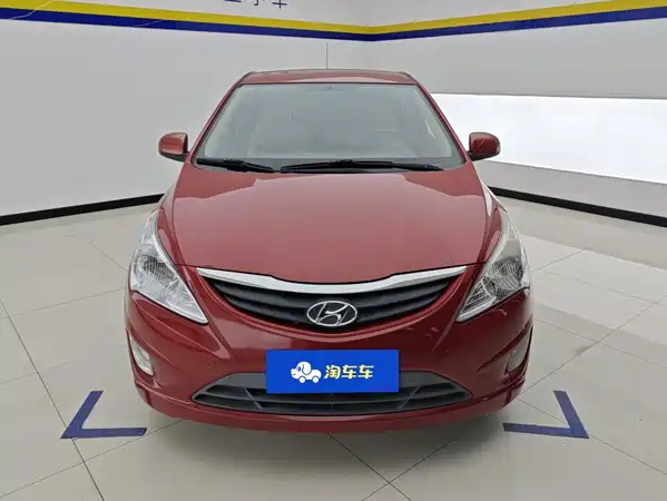 Hyundai Accent 2013