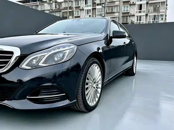 Mercedes-Benz E-Class 2014