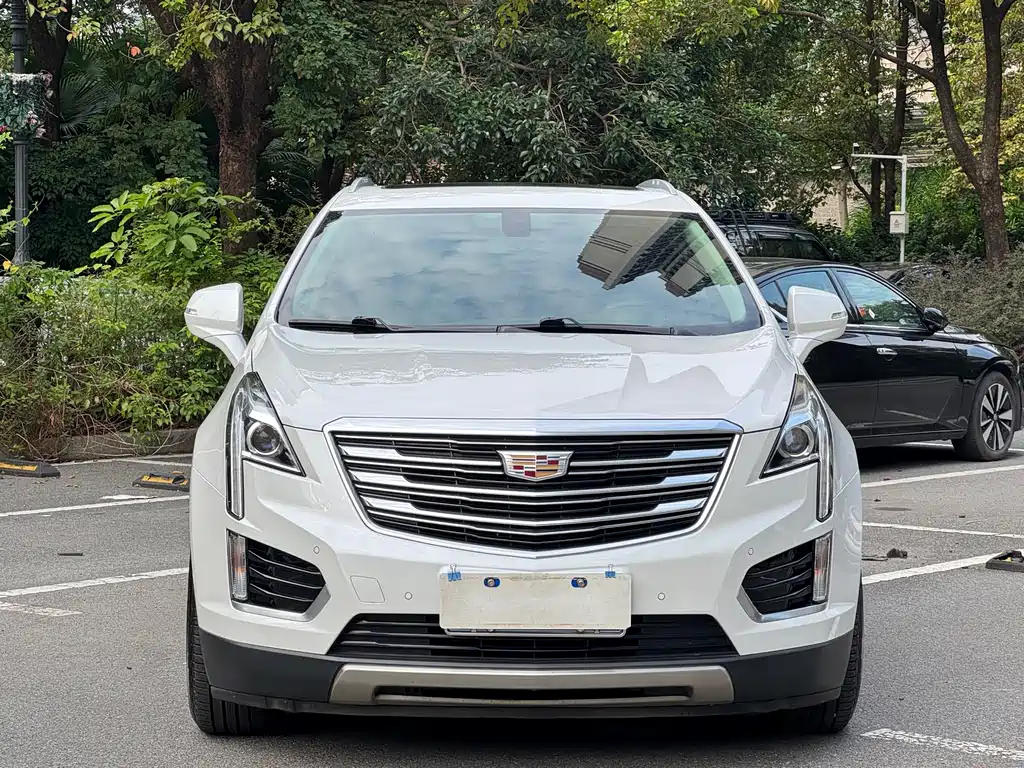 Cadillac XT5 2016 — фото 2