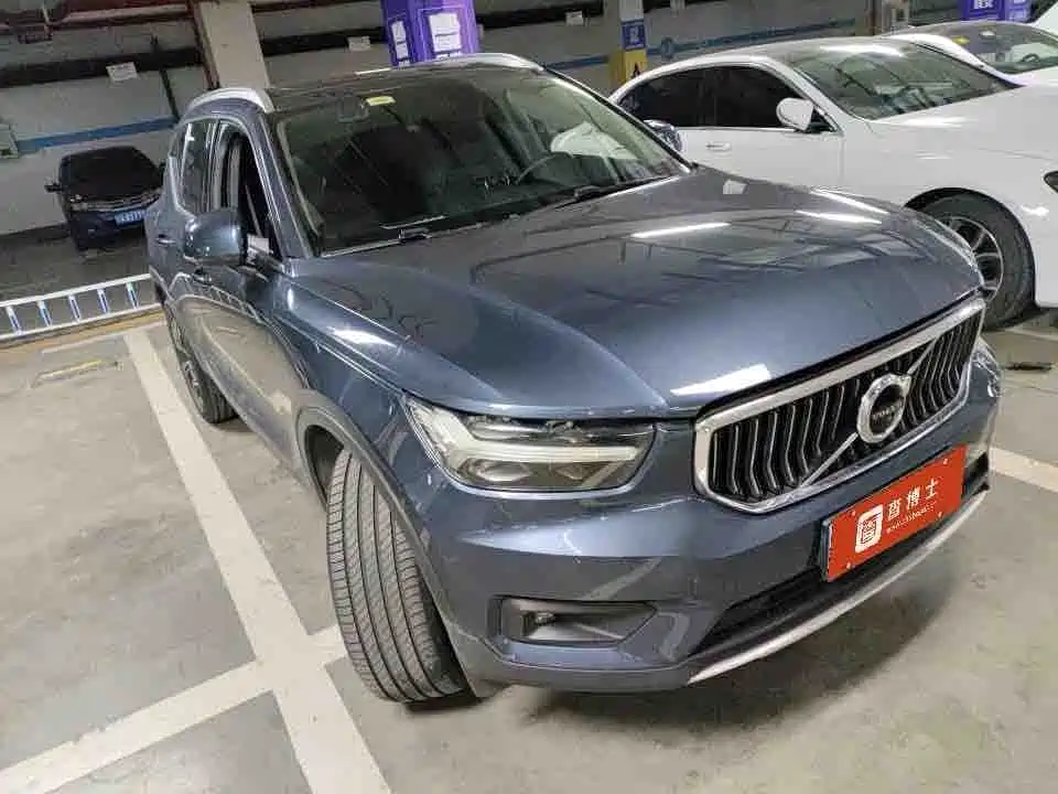 Volvo XC40 2020 — фото 2