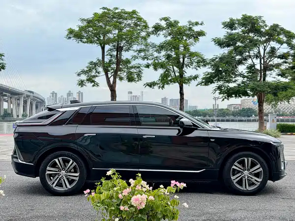 Cadillac Lyriq 2024