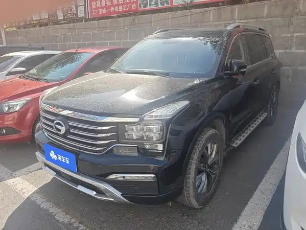 GAC Trumpchi GS8 2017