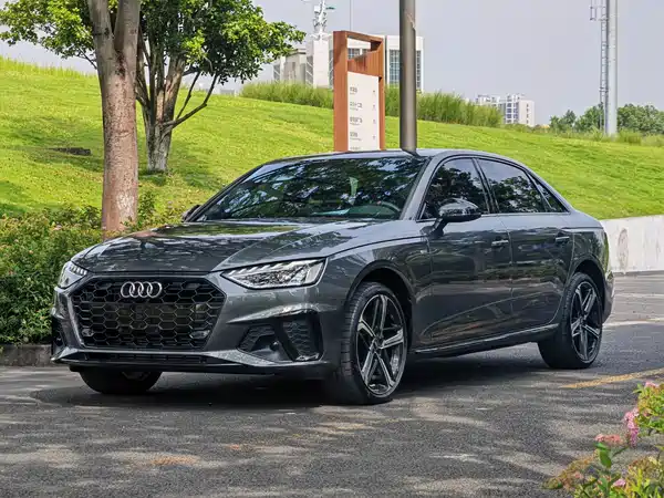 Audi A4L 2025