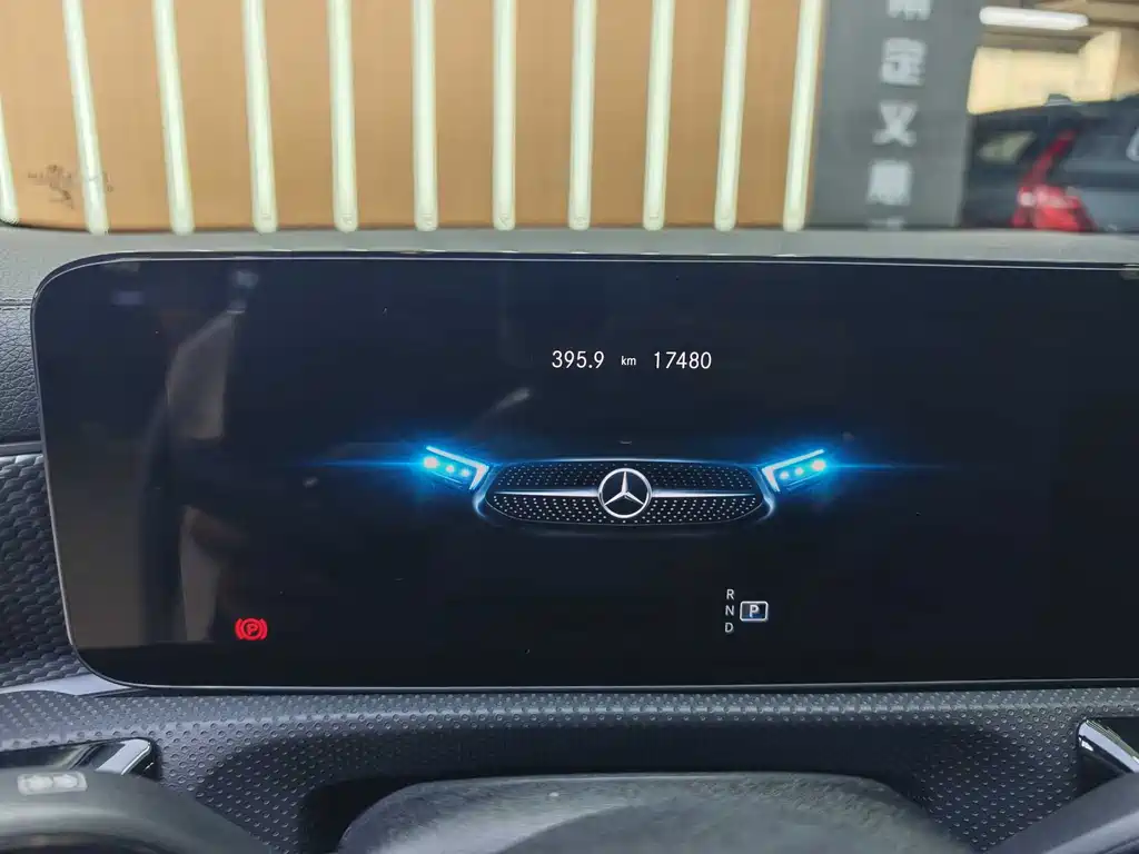 Mercedes-Benz A-Class 2023 — фото 12