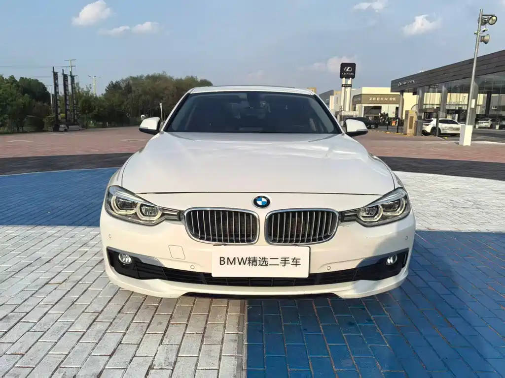 BMW 3 Series 2018 — фото 2