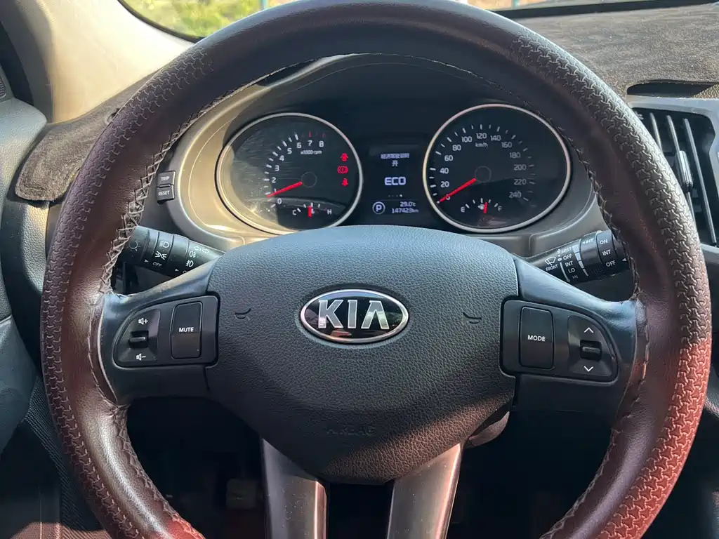 Kia Sportage 2015 — фото 7