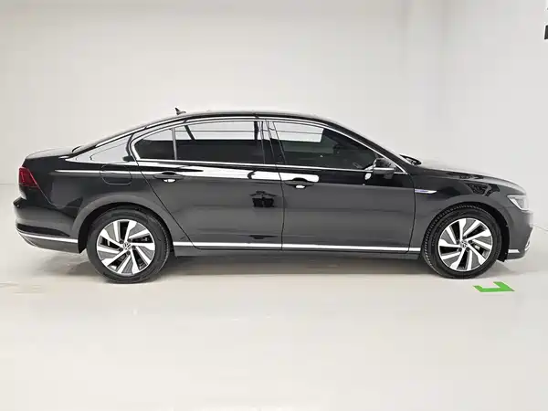 Volkswagen Magotan PHEV 2024