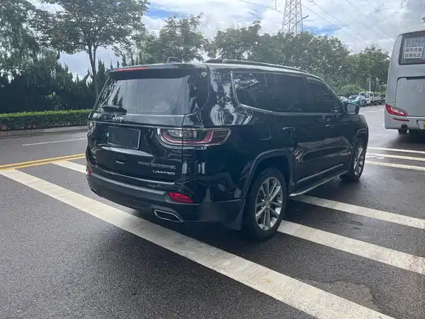 Jeep Grand Commander 2018