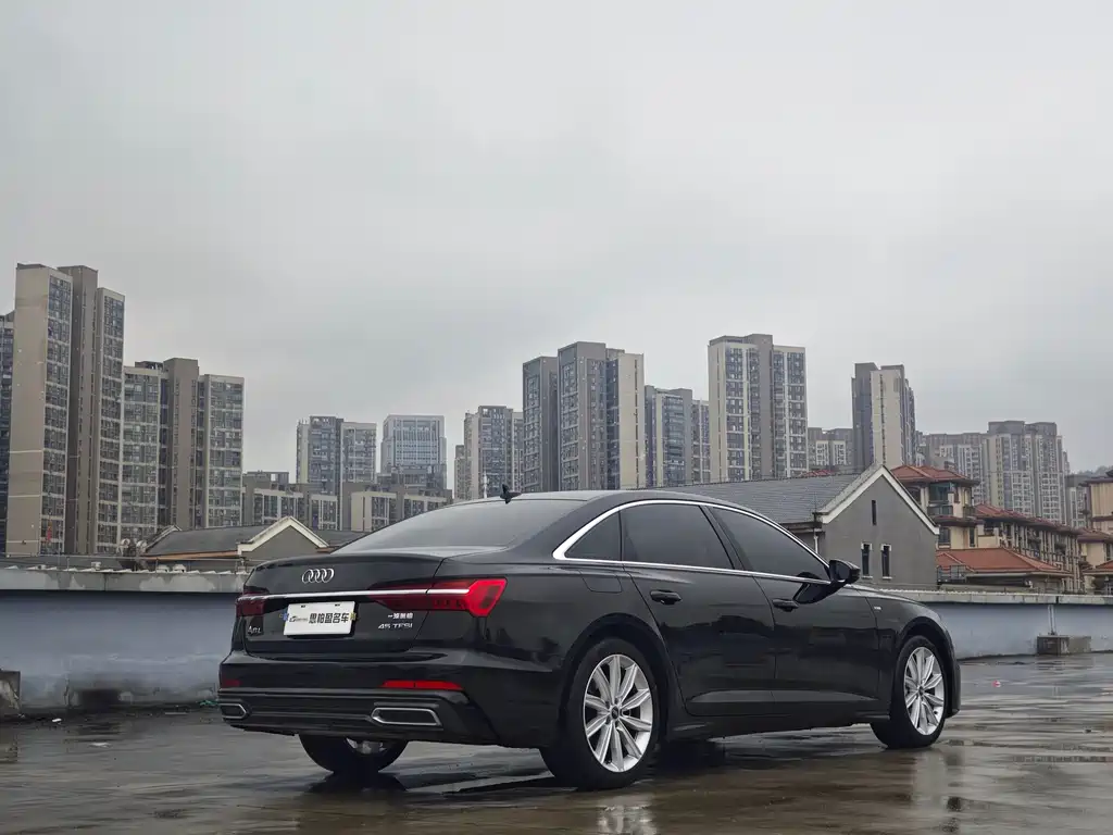 Audi A6L 2022 — фото 10