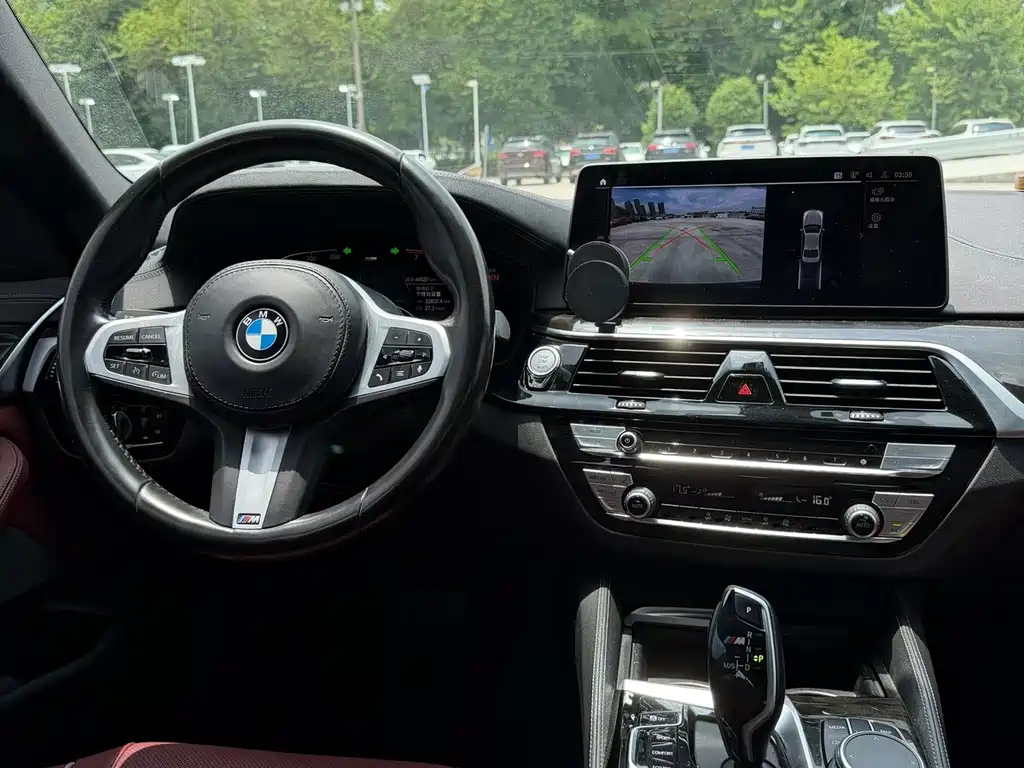 BMW 5 Series 2022