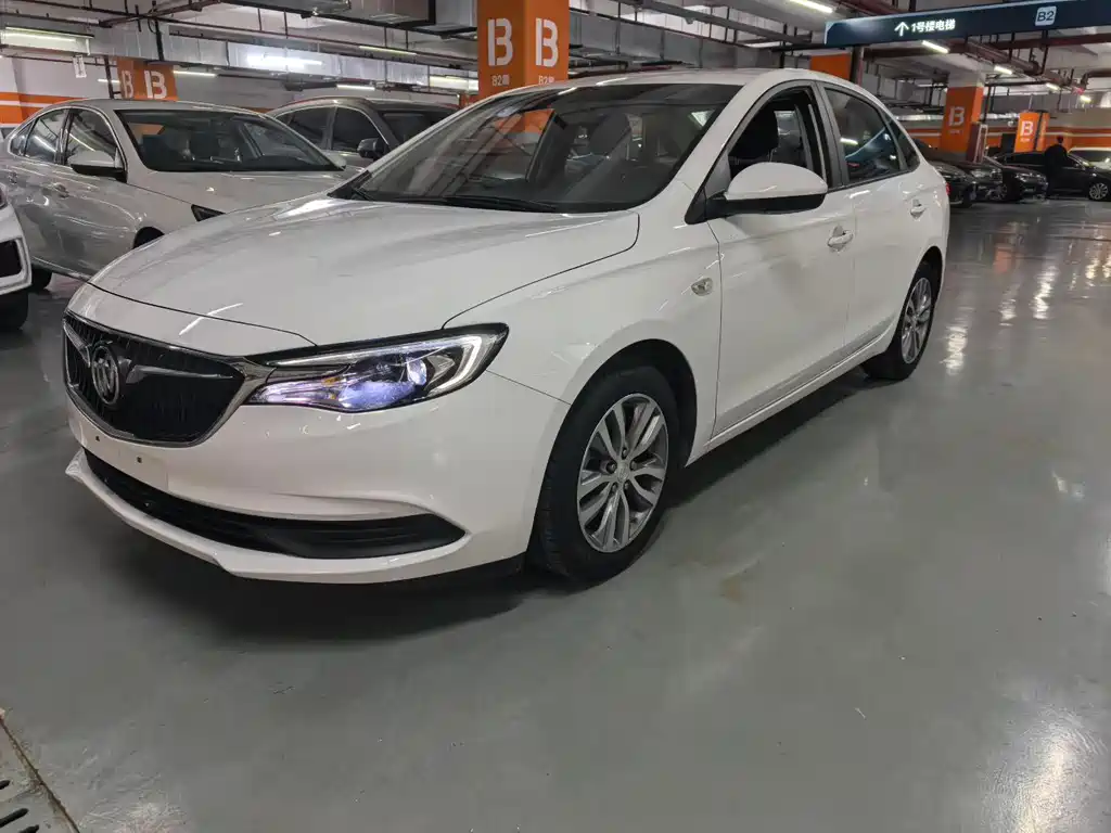 Buick Excelle 2020 — фото 1