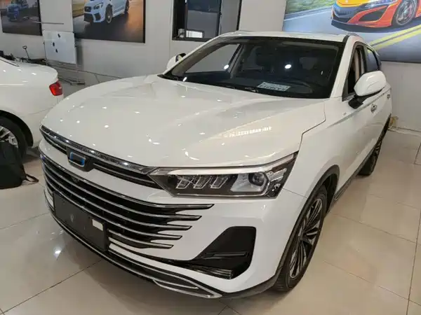 Bestune T77 2025