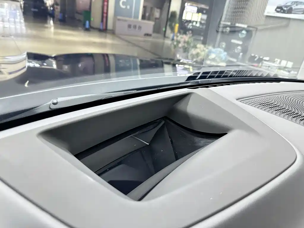 BMW X5 2025 — фото 18