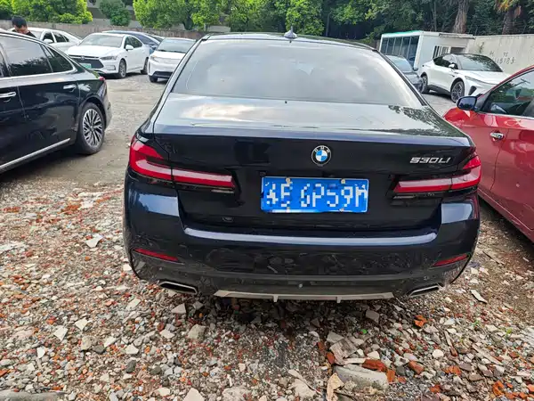 BMW 5 Series 2023