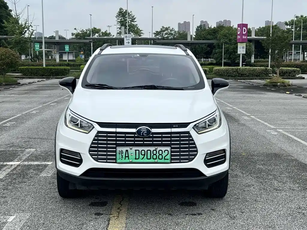 BYD Yuan EV 2018