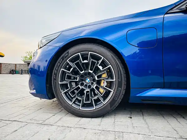 BMW M5 New Energy 2026