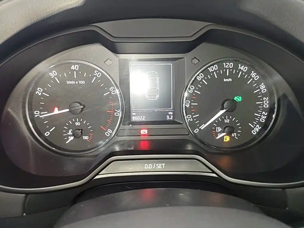 Skoda Octavia 2016 — фото 12