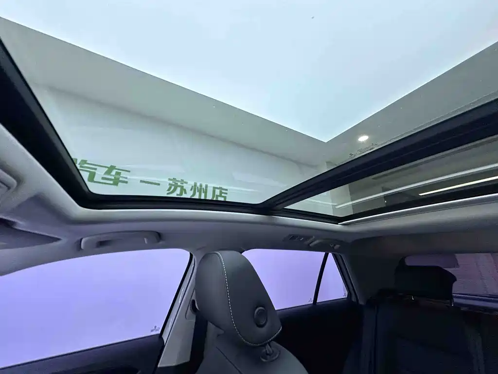 Volkswagen T-Roc 2022 — фото 12