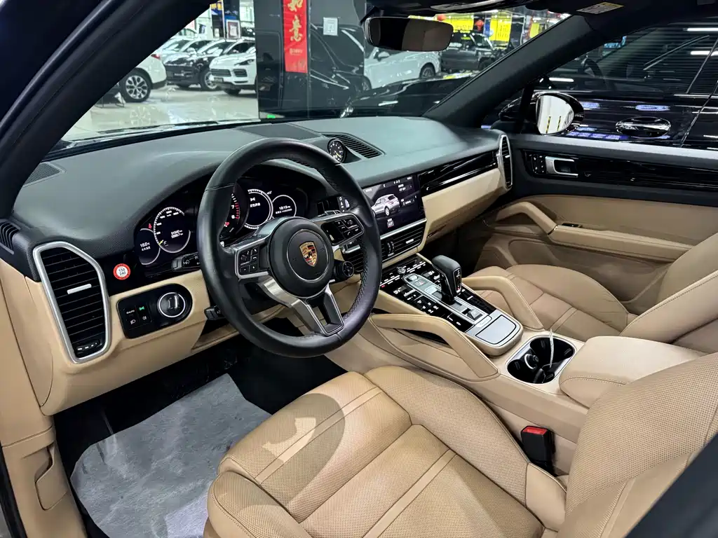 Porsche Cayenne Hybrid 2019 — фото 3