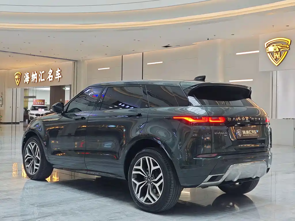 Land Rover Evoque 2023 — фото 3