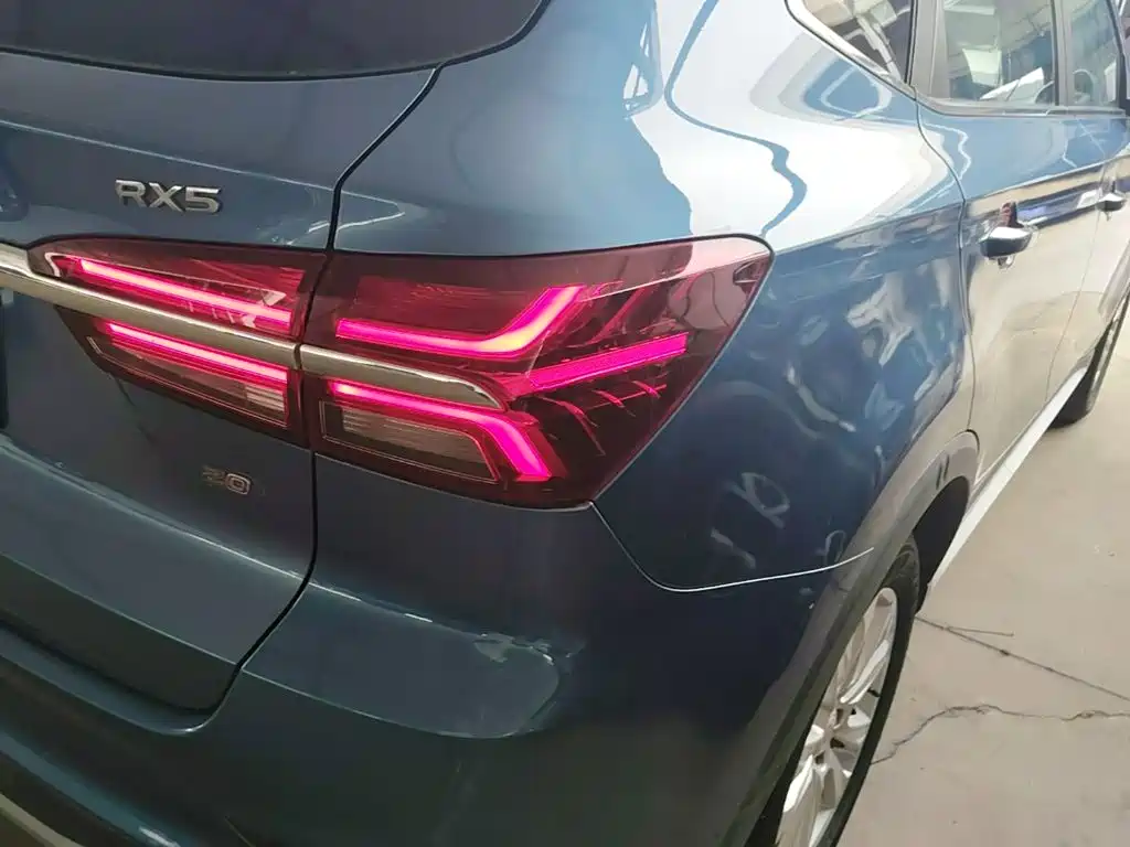 Roewe RX5 2018 — фото 8