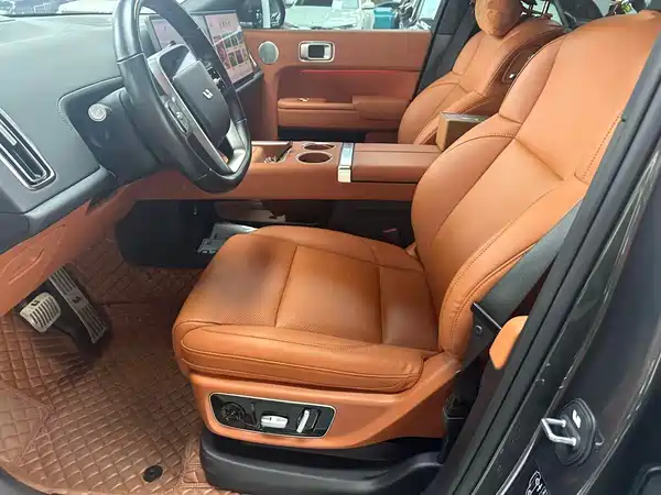 Li Auto L8 2024