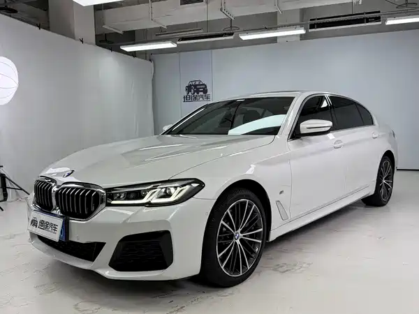 BMW 5 Series 2023