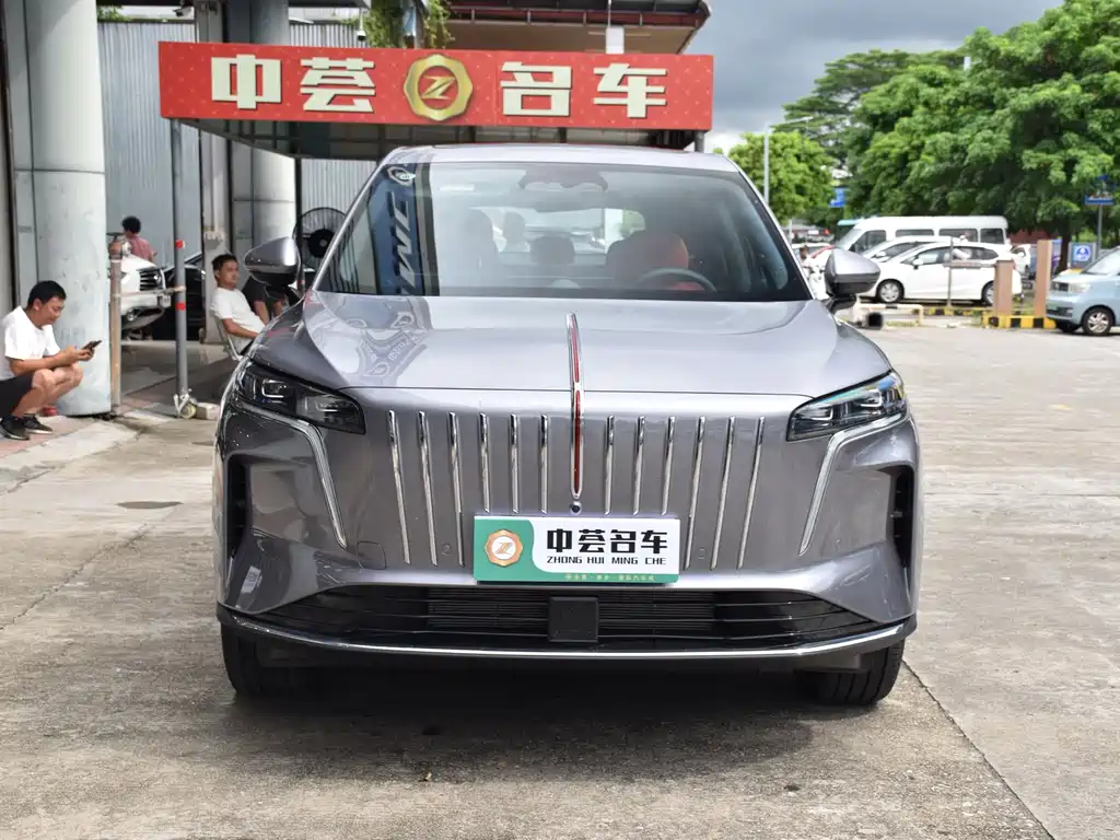 Hongqi HS6 PHEV 2025 — фото 2