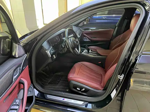 BMW 5 Series 2021